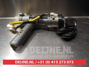 Hyundai Trajet Ignition lock + key O334865 photo 2