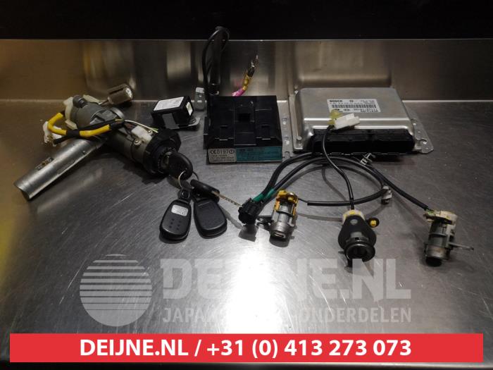 Gebruikte Computer Motormanagement Hyundai Trajet 2.0 CRDi 16V Prijs € 100,00 Margeregeling aangeboden door V.Deijne Jap.Auto-onderdelen BV