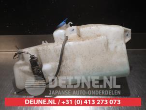 Subaru Justy Scheibensprühertank vorne O340552 foto 2