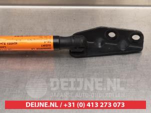Suzuki SX-4 Gasdämpfer links hinten O294316 foto 2