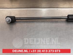 Suzuki SX-4 Gasdemper rechts-achter O295339 foto 3