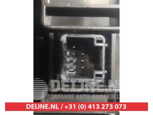 Toyota Yaris Heizung Bedienpaneel O306480 foto 3