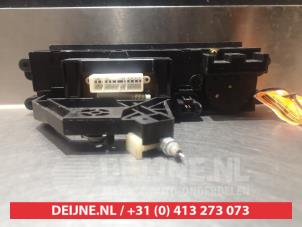 Ssang Yong Korando Heater control panel O305952 photo 2