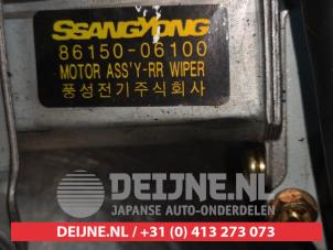 Ssang Yong Korando Ruitenwissermotor achter O301176 foto 3