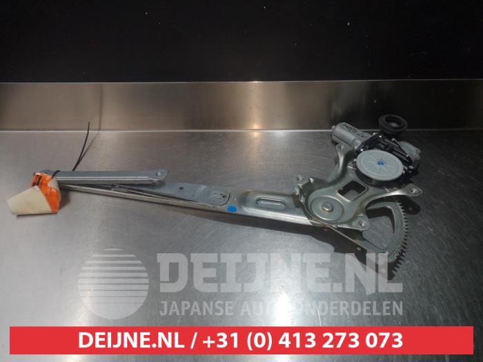 Toyota Prius Fenstermechanik 4-türig links vorne O276063