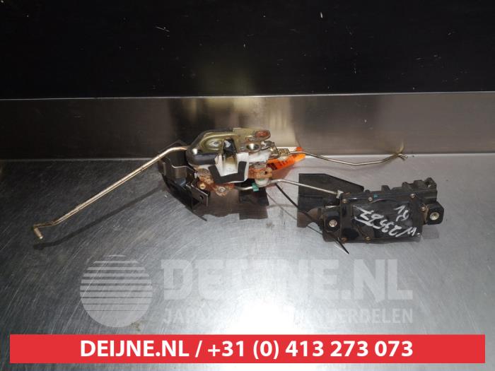 Hyundai Coupe Deurslot Mechaniek 2Deurs rechts O279166