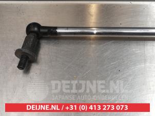 Mitsubishi Grandis Gasdemper rechts-achter O295191 foto 2