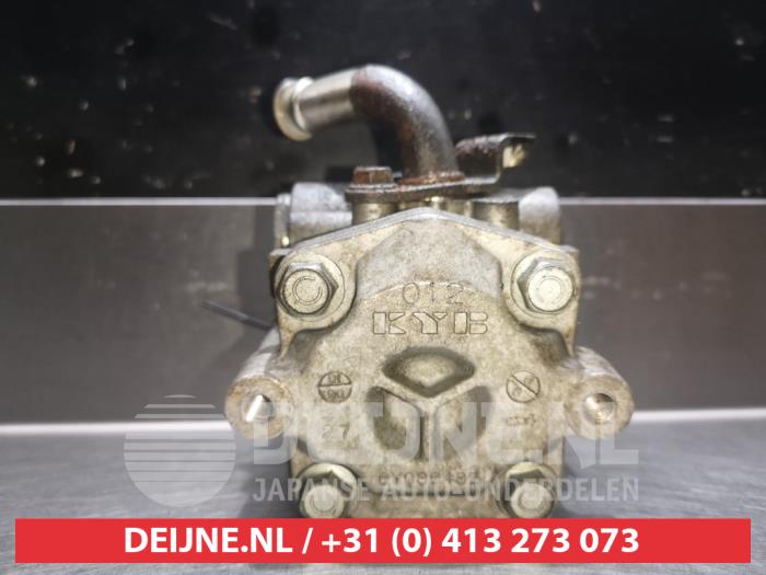 Stuurbekrachtiging Pomp van een Mitsubishi Grandis (NA) 2.0 DI-D 16V 2008