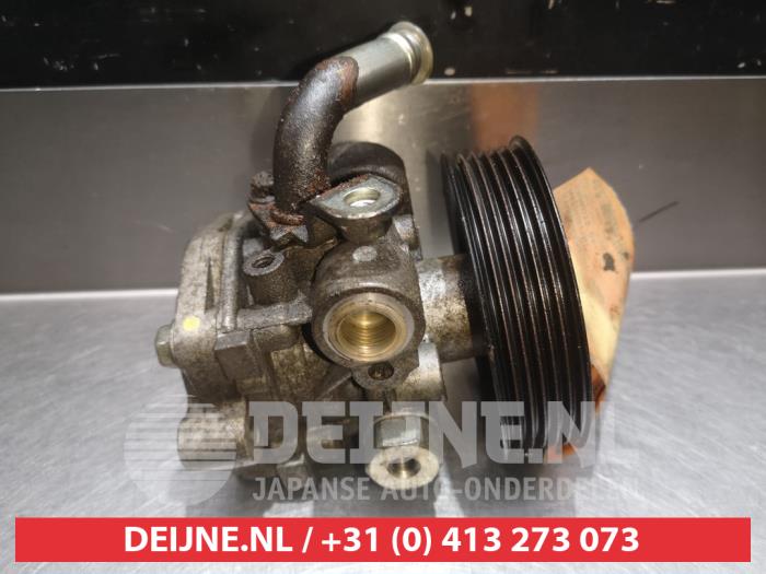 Stuurbekrachtiging Pomp van een Mitsubishi Grandis (NA) 2.0 DI-D 16V 2008
