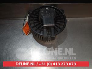 Daihatsu Sirion Kachel Ventilatiemotor O367309 foto 2