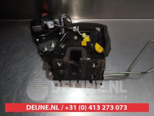 Hyundai Accent Türschlossmechanik 2-türig rechts O279173 foto 3