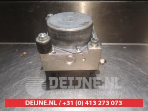 Daihatsu Cuore ABS Pomp O338233 foto 4