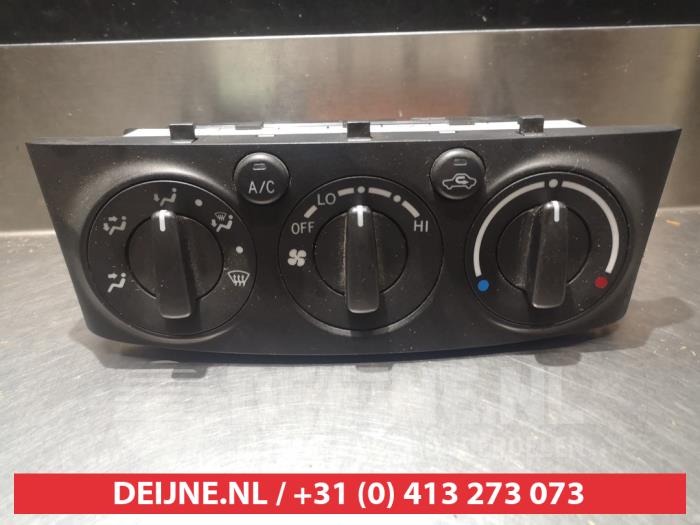 Toyota Avensis Kachel Bedieningspaneel O306331