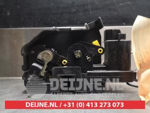 Hyundai Getz Türschlossmechanik 4-türig rechts hinten O281372 foto 2