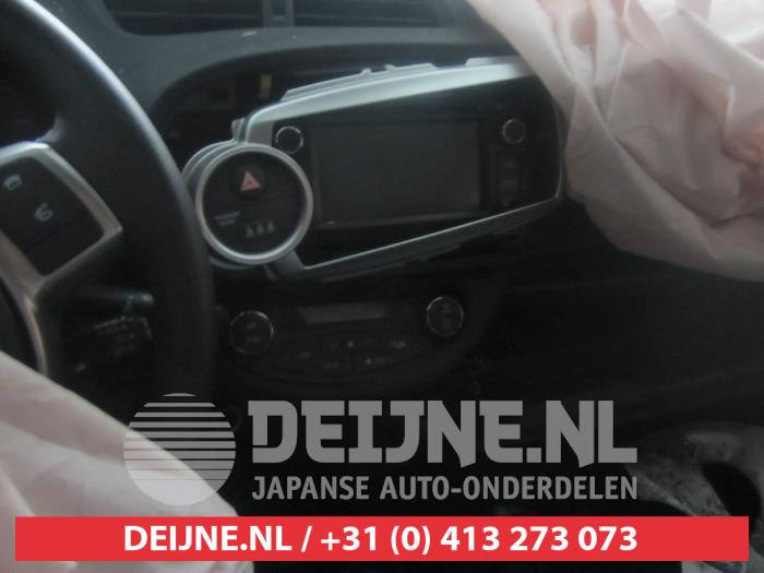 Toyota Yaris Kachel Bedieningspaneel O306475