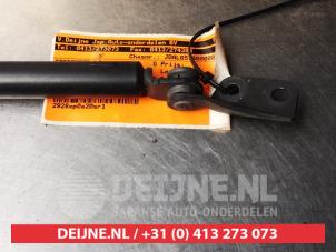 Daihatsu Trevis Rear gas strut, left O294282 photo 3