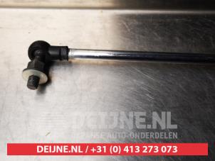 Daihatsu Trevis Gasdemper rechts-achter O295312 foto 2