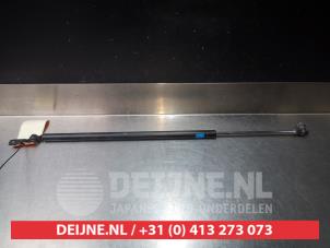 Daihatsu Trevis Gasdemper rechts-achter O295312 foto 4