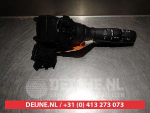 Gebruikte Ruitenwis Schakelaar Toyota Prius (ZVW3) 1.8 16V Prijs € 25,00 Margeregeling aangeboden door V.Deijne Jap.Auto-onderdelen BV