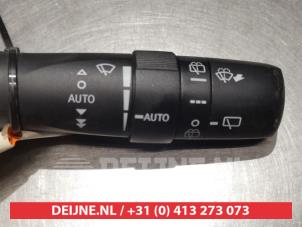 Toyota Prius Wiper switch O310399 photo 3