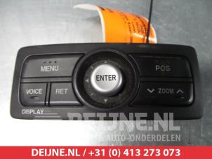 Gebruikte Navigatie bedienings paneel Mazda RX-8 (SE17) M5 Prijs € 25,00 Margeregeling aangeboden door V.Deijne Jap.Auto-onderdelen BV