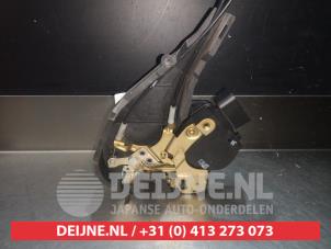 Lexus IS Türschlossmechanik 4-türig links hinten O280286 foto 2