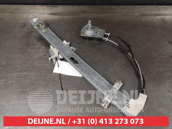 Mazda Demio Ruitmechaniek 4Deurs rechts-voor O187913