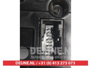 Nissan Micra Kachel Bedieningspaneel O305633 foto 4