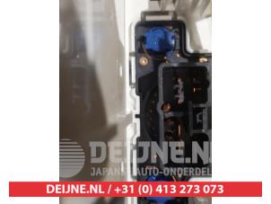Daihatsu Materia Heater control panel O306176 photo 3