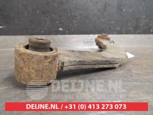 Mitsubishi Lancer Querlenker links hinten O383657 foto 2
