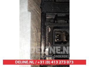 Hyundai IX35 Panic lighting switch O310568 photo 4
