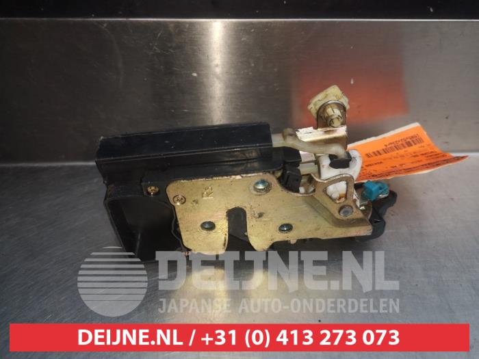 Daewoo Tacuma Türschlossmechanik 4-türig rechts hinten O281605