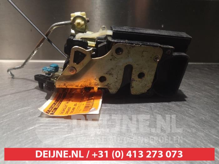 Daewoo Tacuma Türschlossmechanik 4-türig links hinten O280278
