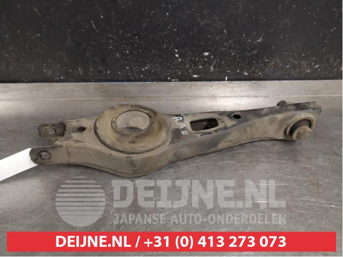 Hyundai Santafe Rear wishbone, right O384147