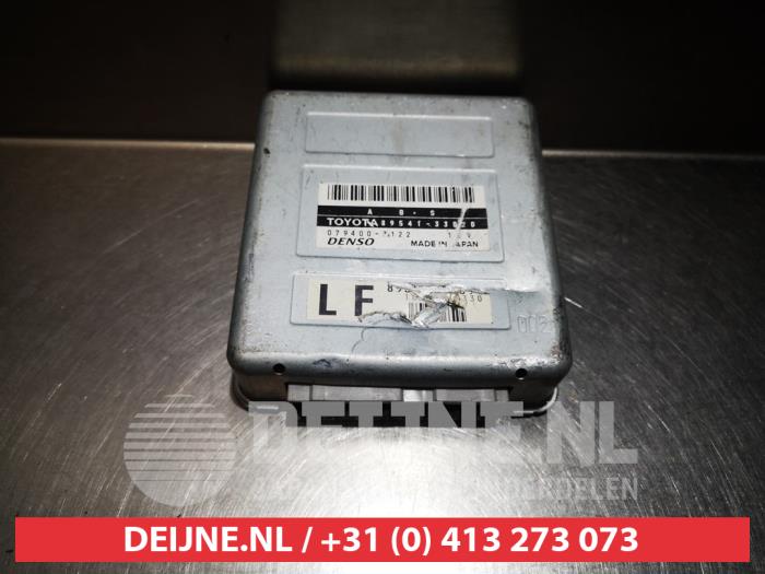 Gebruikte Computer ABS Toyota Camry (SXV/VCV20) 2.2i 16V Prijs € 50,00 Margeregeling aangeboden door V.Deijne Jap.Auto-onderdelen BV