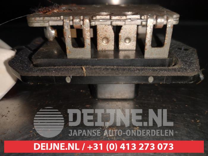 Toyota Yaris Kachel Weerstand O368327