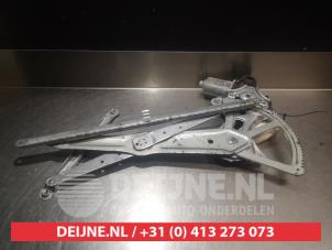 Toyota Avensis Verso Window mechanism 4-door, front right O277123 photo 2