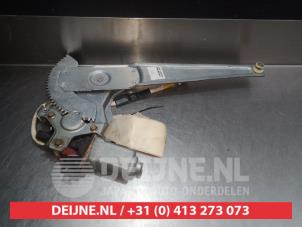 Mazda Premacy Fenstermechanik 4-türig rechts hinten O291059 foto 2