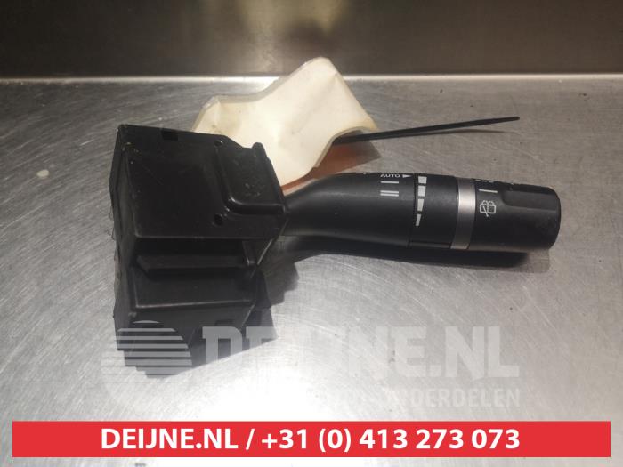Mazda 3 Scheibenwischer Schalter O309417
