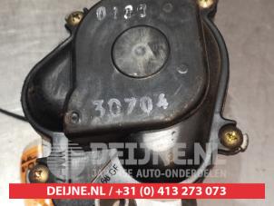 Mazda 2 Front wiper motor O348476 photo 3