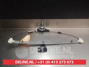 Mazda 2 Fenstermechanik 4-türig rechts hinten O386806 foto 2