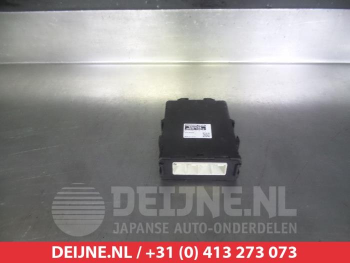 Toyota Auris Computer Automatische Bak O343382