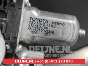 Toyota Yaris Window mechanism 2-door, front right O276335 photo 2