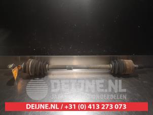 Gebruikte Steekas links-achter Hyundai Santa Fe I 2.7 V6 24V 4x4 Autom. Prijs € 35,00 Margeregeling aangeboden door V.Deijne Jap.Auto-onderdelen BV
