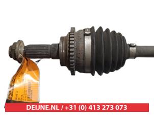 Mazda 323 Antriebswelle links vorne O317421 foto 2