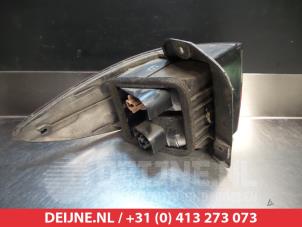 Toyota Previa Achterlicht rechts O300145 foto 2
