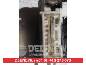 Daihatsu Materia Licht Schakelaar O307154 foto 4