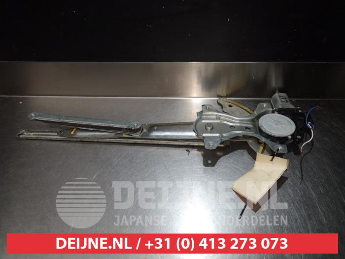 Daihatsu Materia Ruitmechaniek 4Deurs links-voor O275950