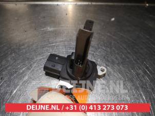 Gebruikte Luchthoeveelheidsmeter Toyota RAV4 (A3) 2.0 16V VVT-i 4x4 Prijs € 40,00 Margeregeling aangeboden door V.Deijne Jap.Auto-onderdelen BV