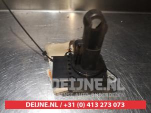Toyota Corolla Luftmengenmesser O343003 foto 2